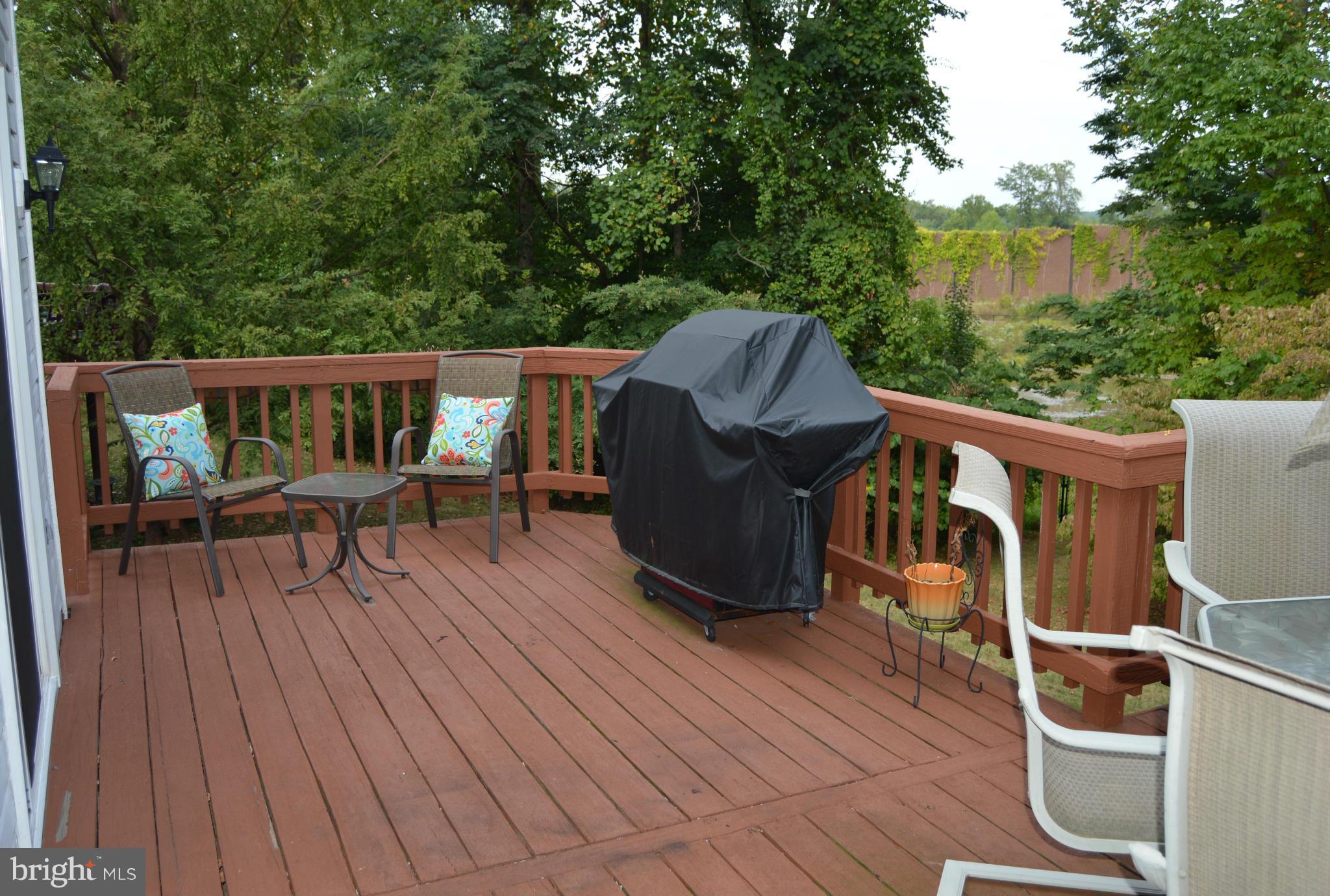 15025 Travert Way Silver Spring, MD 20906 - Photo 10 of 24 Exterior (Rear)