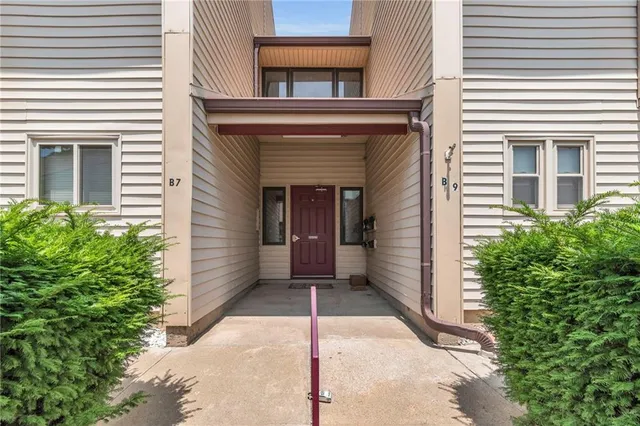 $135,000 | 12310 East 43rd Street South, Unit B10, Independence, MO 64055