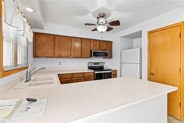 $135,000 | 12310 East 43rd Street South, Unit B10, Independence, MO 64055