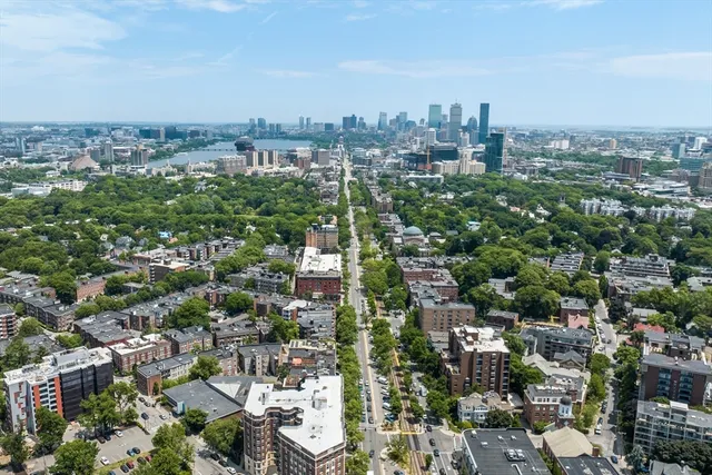 $675,000 | 60 Longwood Avenue, Unit 307, Brookline, MA 02446