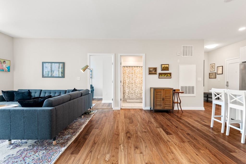 3531 Washington Street, Unit 304 Boston, MA 02130 - Photo 16 of 40
