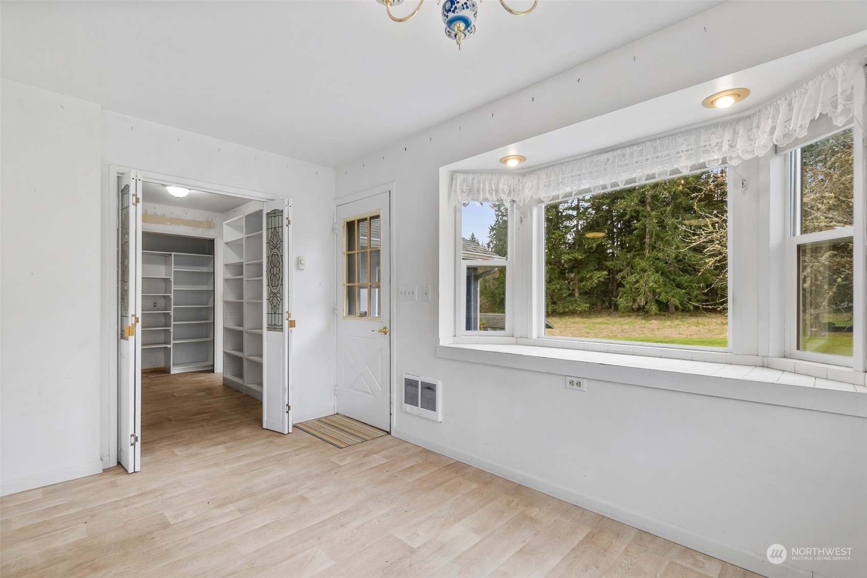 1901 Tellkamp Road Northeast Olympia, WA 98506 - Photo 10 of 30 Gallery Image 10