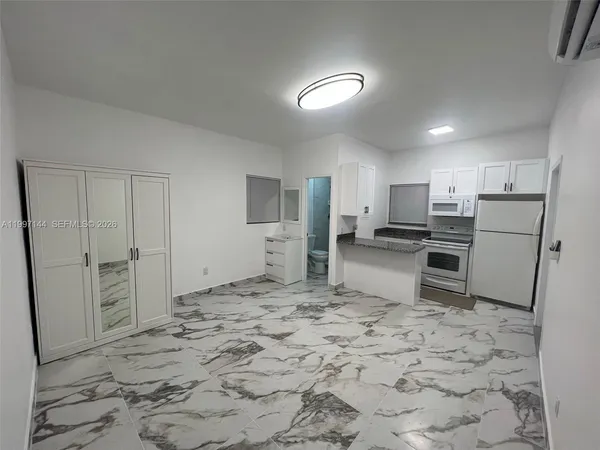 $1,500 | 1720 Northwest 180th Terrace, Unit 1, Miami Gardens, FL 33056