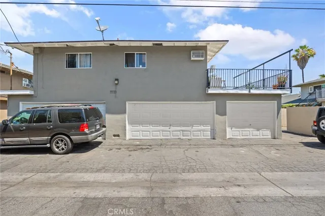 $1,750,000 | 1556 East Benmore Lane, Anaheim, CA 92805