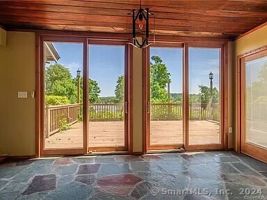 5 Candlewood Acres Road Brookfield, CT 06804 - Photo 7 of 10