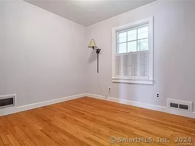 $2,950 | 5 Candlewood Acres Road, Brookfield, CT 06804