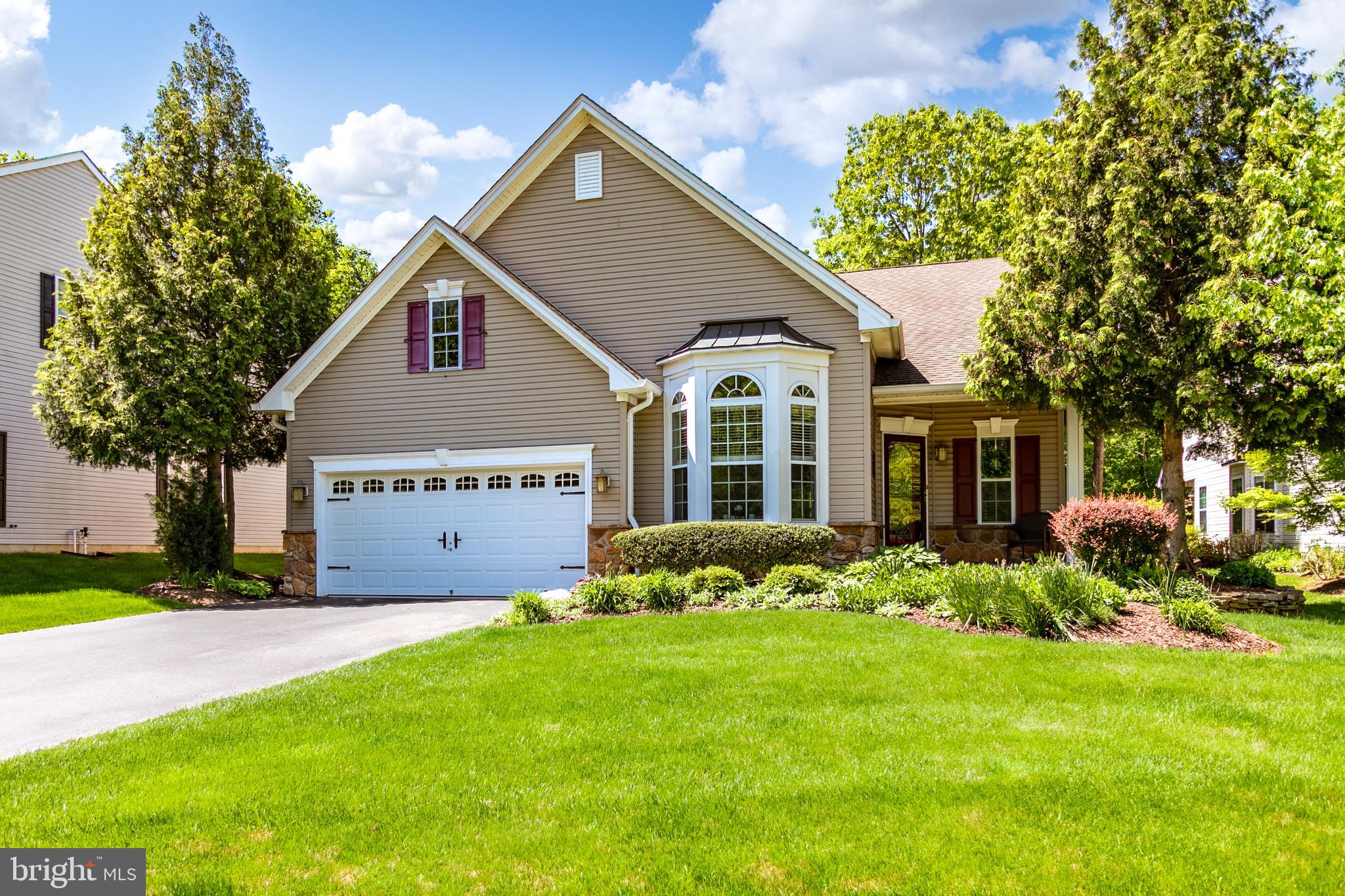 17 York Road Pennington, NJ 08534 - Photo 1 of 36