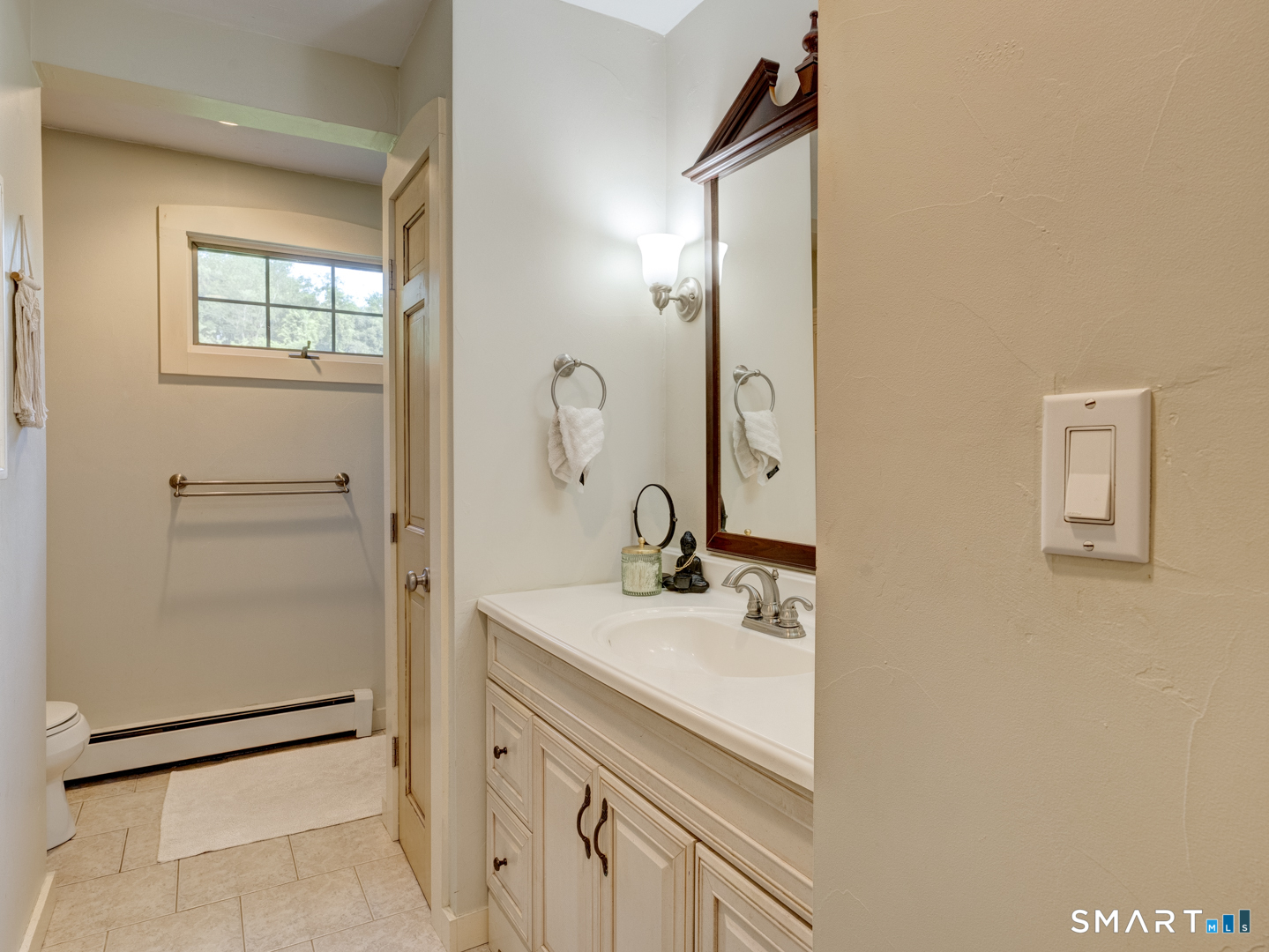 112 Slab Meadow Road Morris, CT 06763 - Photo 16 of 40 Main level full bath