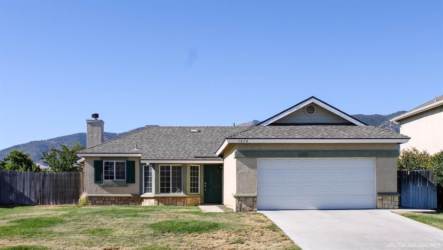 1038 Clearview Street Tehachapi, CA 93561 - Photo 1 of 4 Gallery Image 1
