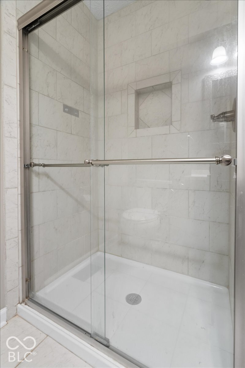 7811 Taunton Road Indianapolis, IN 46260 - Photo 24 of 34 Gallery Image 24