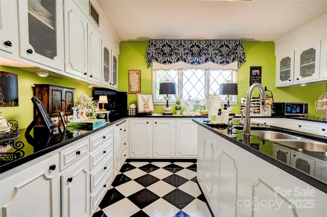 $735,000 | 316 Country Club Acres, Shelby, NC 28150