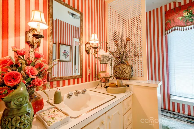 $735,000 | 316 Country Club Acres, Shelby, NC 28150