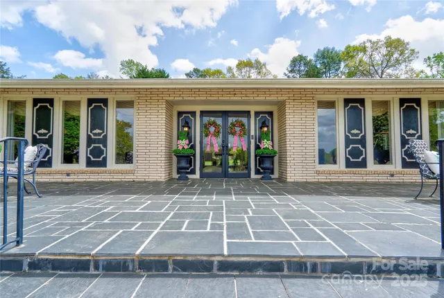 $735,000 | 316 Country Club Acres, Shelby, NC 28150