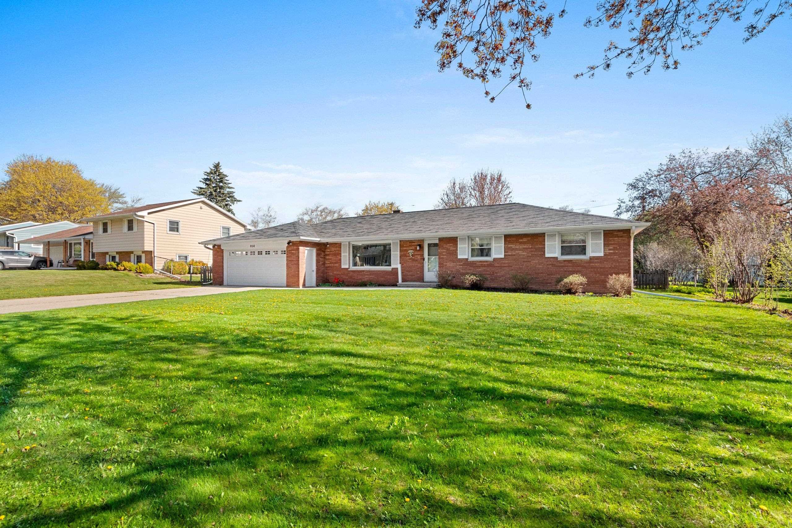 914 Rasmussen Place Green Bay, WI 54304 - Photo 39 of 43