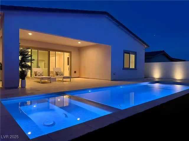 $1,190,000 | 11593 Peregrine Pt Court, Las Vegas, NV 89138