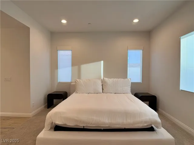 $1,190,000 | 11593 Peregrine Pt Court, Las Vegas, NV 89138