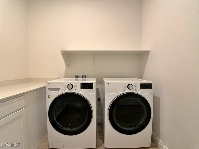 $1,190,000 | 11593 Peregrine Pt Court, Las Vegas, NV 89138