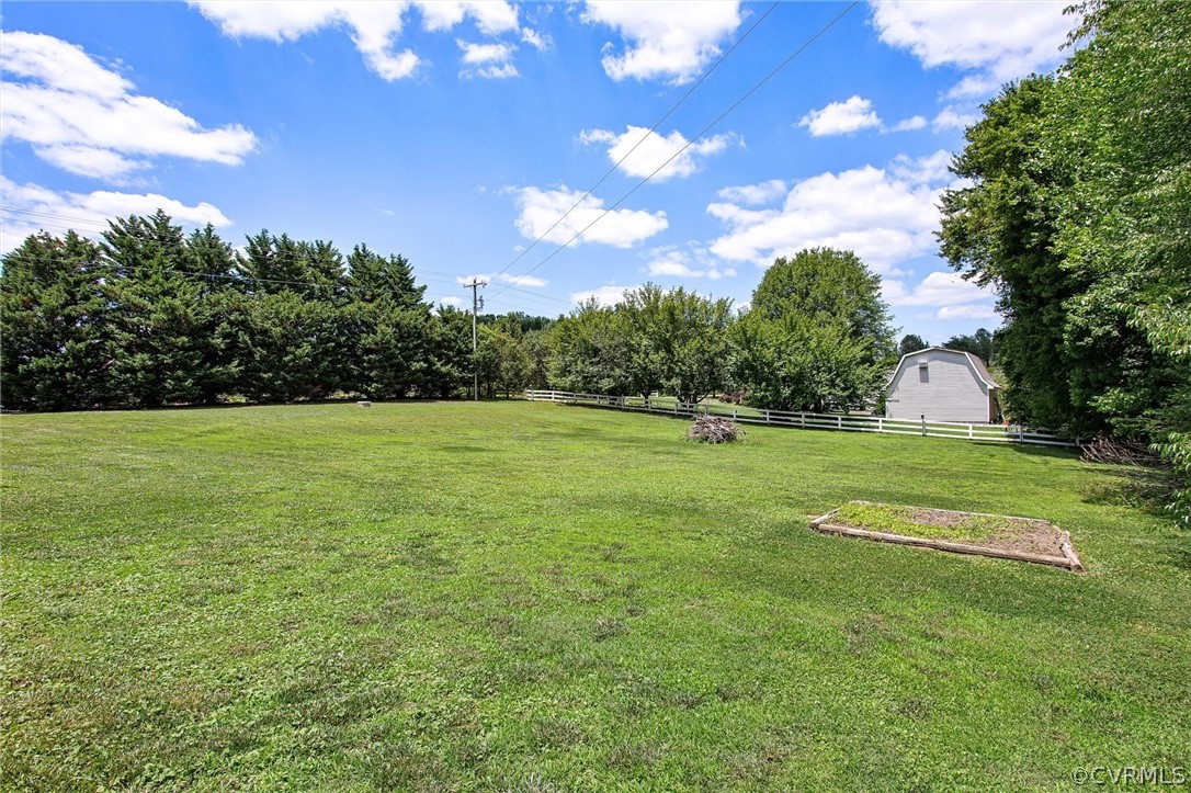 30 Buckner Road Bumpass, VA 23024 - Photo 24 of 25 Side yard