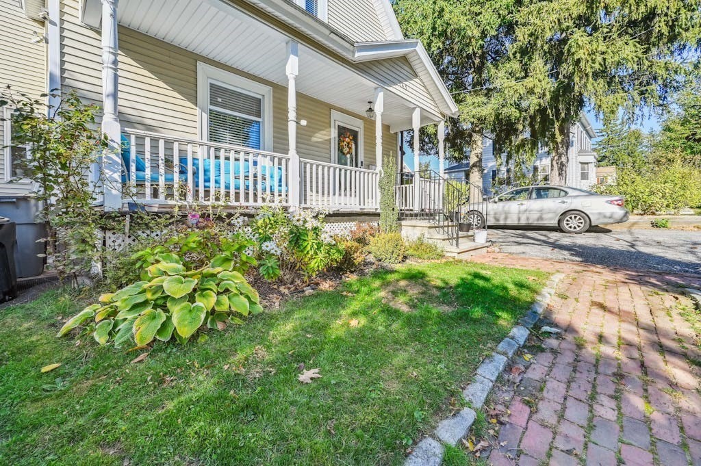 145 Randall Street Worcester, MA 01606 - Photo 3 of 34 Gallery Image 3