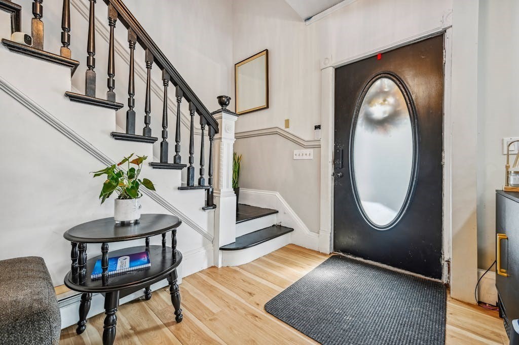 145 Randall Street Worcester, MA 01606 - Photo 5 of 34 Gallery Image 5