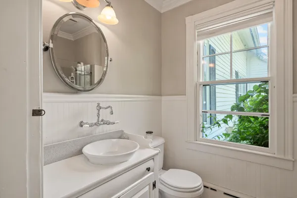 $875,000 | 253 Quaker Meeting House Road, Durham, ME 04222