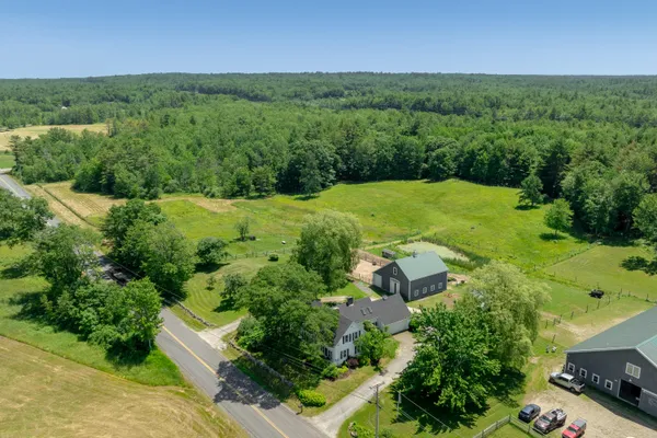 $875,000 | 253 Quaker Meeting House Road, Durham, ME 04222