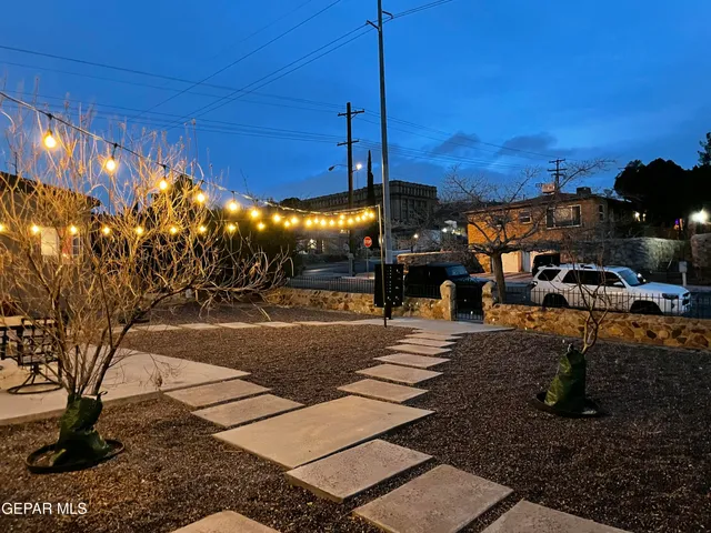 $1,250 | 1415 North Ochoa Street, Unit B, El Paso, TX 79902