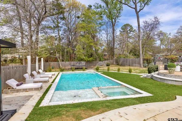 $574,900 | 1100 East Amherst Drive, Tyler, TX 75701