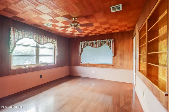 $239,900 | 435 Forrest Avenue, Biloxi, MS 39530