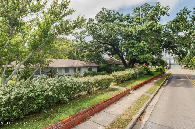 $239,900 | 435 Forrest Avenue, Biloxi, MS 39530