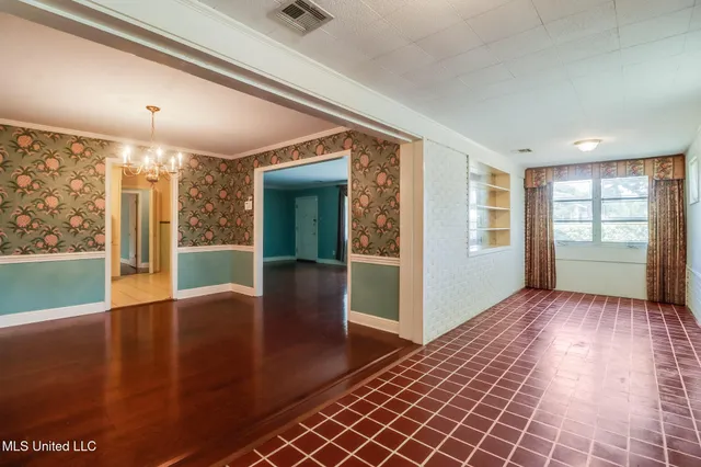 $239,900 | 435 Forrest Avenue, Biloxi, MS 39530