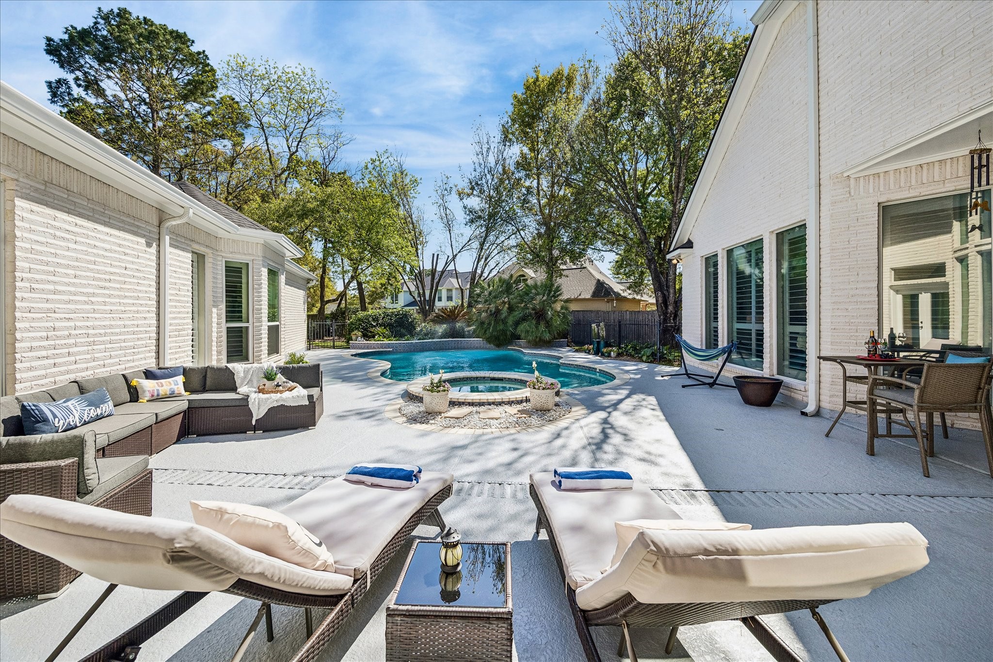 16407 Emilia Court Spring, TX 77379 - Photo 30 of 35 Entertaining space adjacent to the large pool/spa area for those summer parties!