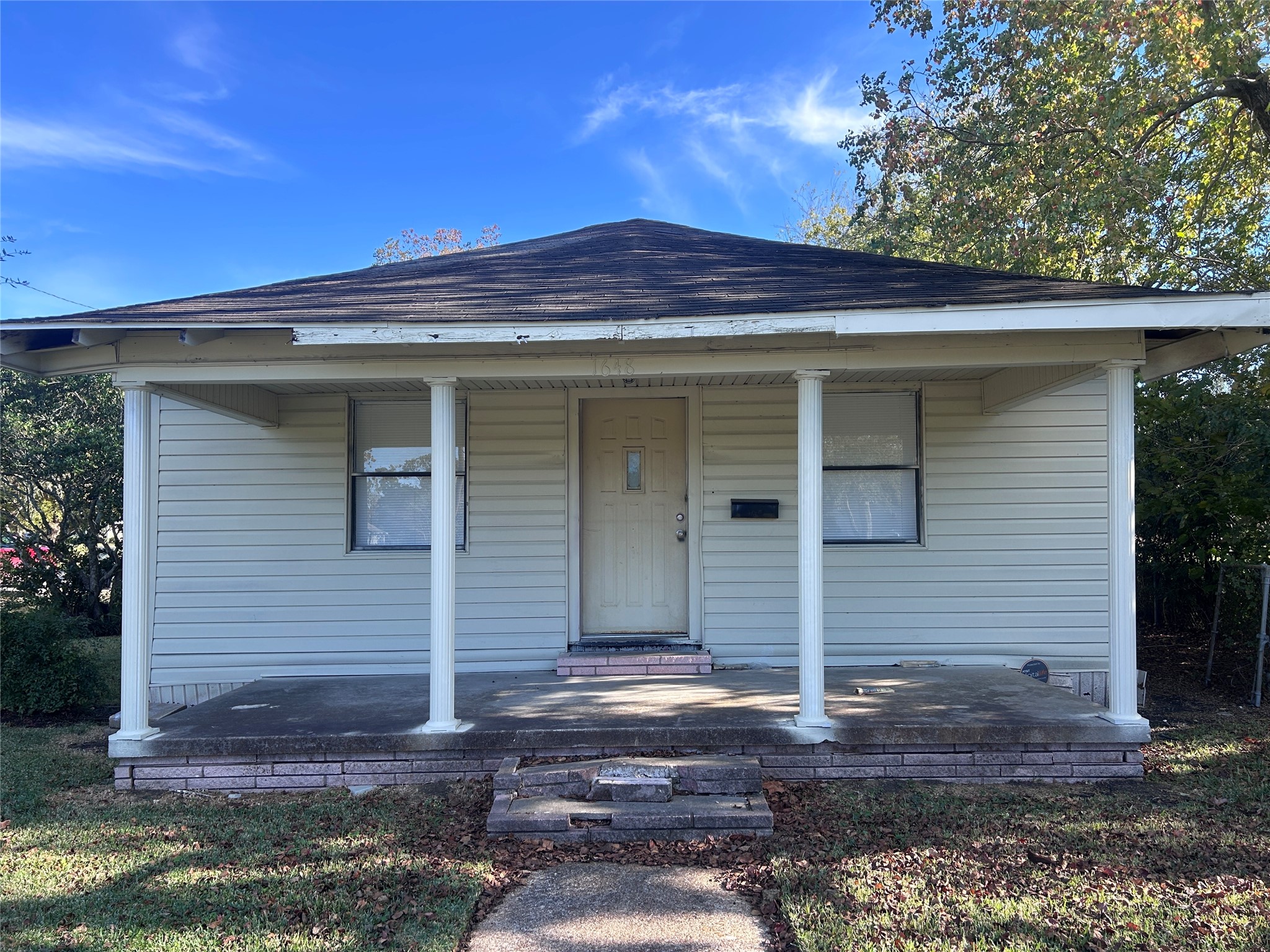 1648 West Rev Dr Ransom Howard Street Port Arthur, TX 77640 - Photo 1 of 12