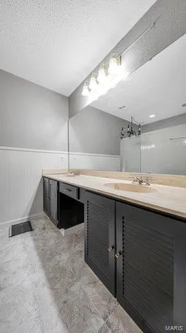 $235,000 | 2617 Hampton Road, Unit C, St. Charles, MO 63303