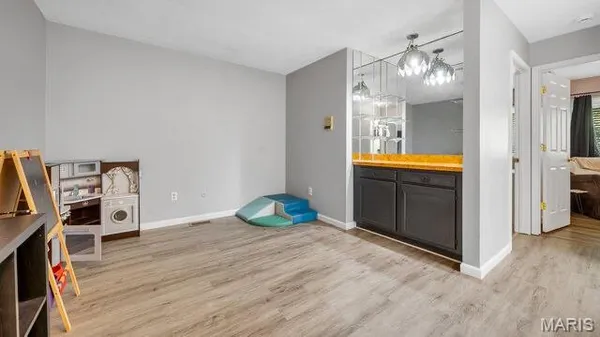 $220,000 | 2617 Hampton Road, Unit C, St. Charles, MO 63303