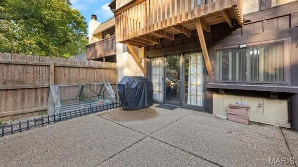 $220,000 | 2617 Hampton Road, Unit C, St. Charles, MO 63303