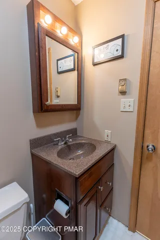 $325,000 | 303 Cheyenne Trail, Pocono Lake, PA 18347