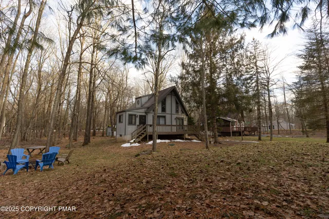 $325,000 | 303 Cheyenne Trail, Pocono Lake, PA 18347