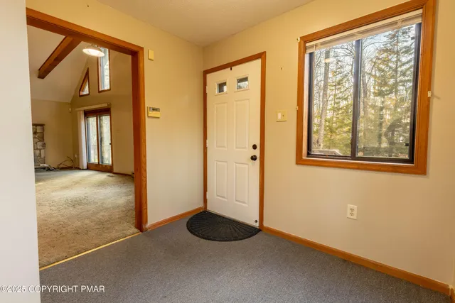 $325,000 | 303 Cheyenne Trail, Pocono Lake, PA 18347