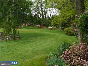 4121 Church View Road Emmaus, PA 18049 - Photo 5 of 12 Gallery Image 5