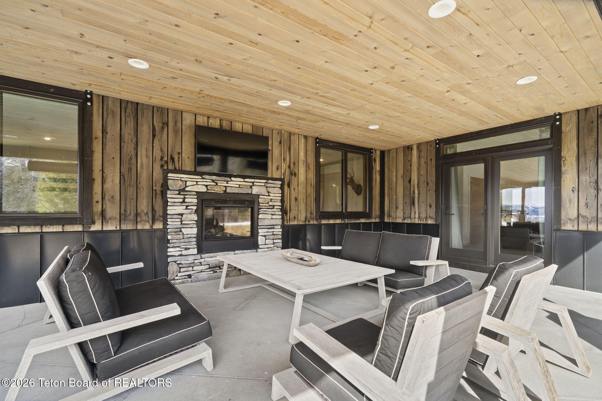 1735 Overlook Way Victor, ID 83455 - Photo 37 of 83 116-web-or-mls-_AET3507