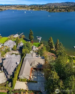 $8,495,000 | 4102 100th Avenue Southeast, Mercer Island, WA 98040