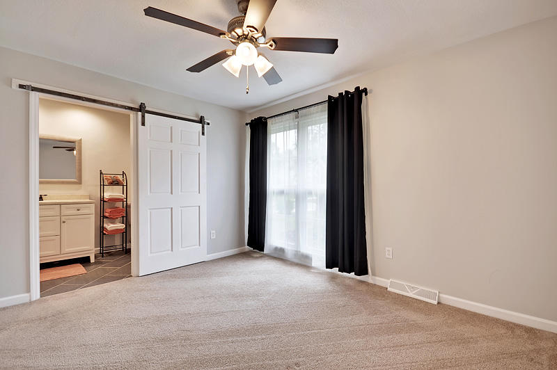 745 Wexford Road Charleston, SC 29414 - Photo 22 of 34 DSC_0637_DSC_0640-copy