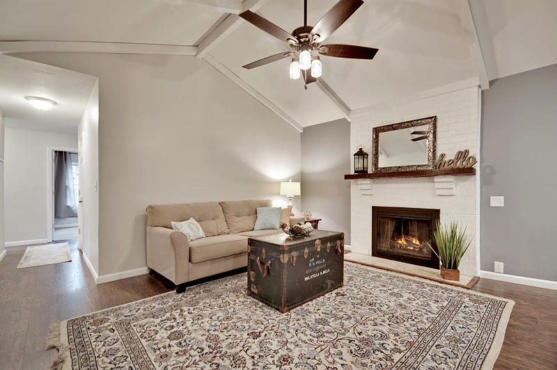 745 Wexford Road Charleston, SC 29414 - Photo 8 of 34 DSC_0580_DSC_0584-copy