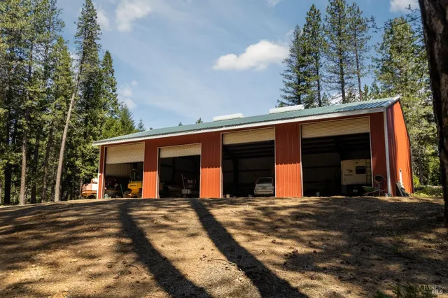 $5,900,000 | 31419 Hagen Flat Road, Montgomery Creek, CA 96065