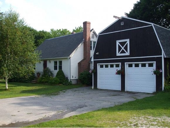 829 Goodwin Road Eliot, ME 03903 - Photo 1 of 1 Gallery Image 1