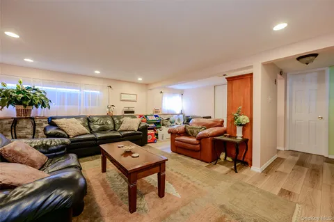 $969,000 | 262 Rose Street, Massapequa Park, NY 11762