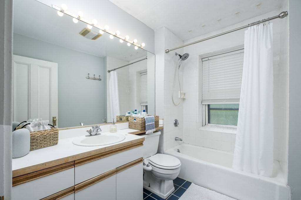 110 St Botolph Street Boston, MA 02115 - Photo 12 of 42