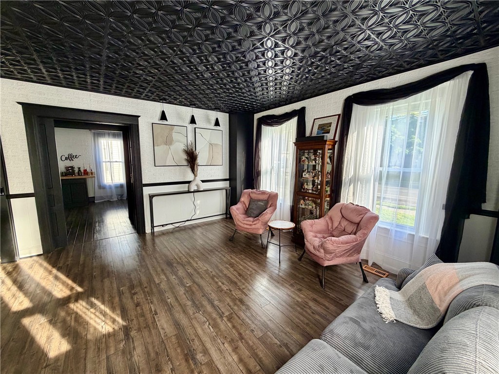 2048 Ridge Road Ontario, NY 14519 - Photo 4 of 47 Family room looking into formal dining room