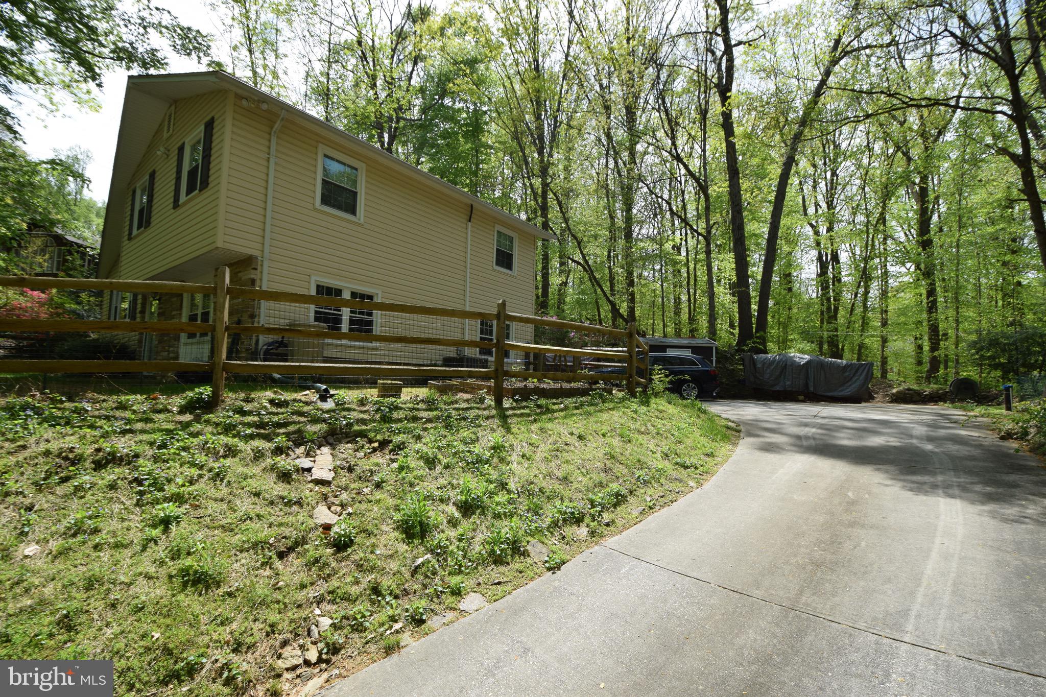 2423 Cub Hill Road Baltimore, MD 21234 - Photo 24 of 26 Exterior Rear